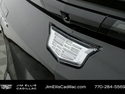 Certified 2024 Cadillac Lyriq Luxury w/ Nappa Leather Package image 39