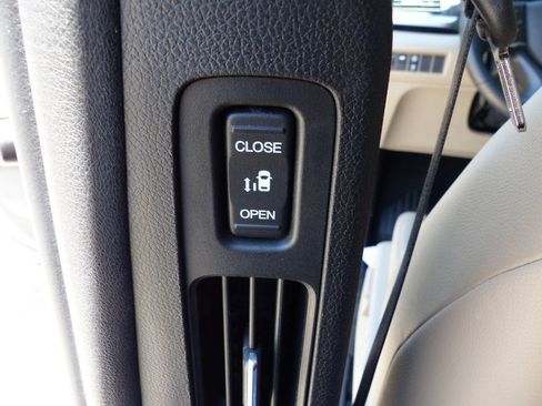 Used 2024 Honda Odyssey EX-L image 45