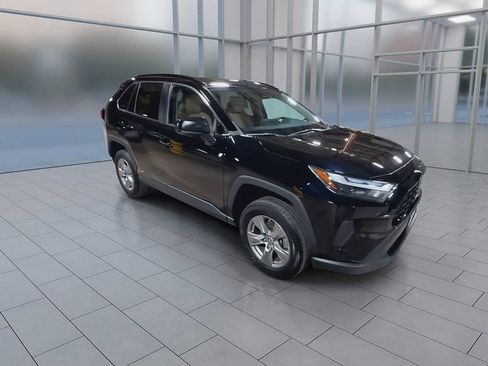Certified 2024 Toyota RAV4 LE AWD/4WD image 2