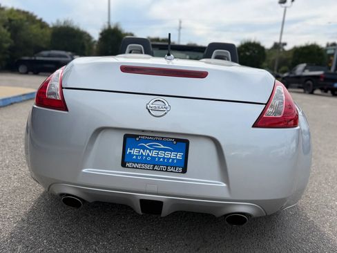Used 2010 Nissan 370Z Touring w/ Sport Pkg RWD image 60