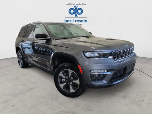 Used 2022 Jeep Grand Cherokee Limited 4xe w/ Luxury Tech Group II image 35