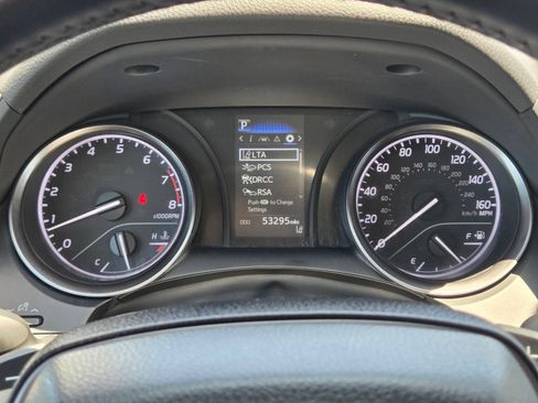 Used 2023 Toyota Camry SE FWD image 19