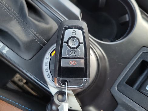 Used 2024 Ford Bronco Outer Banks AWD/4WD image 30