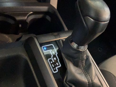 Used 2021 Toyota Tacoma TRD Sport RWD image 16