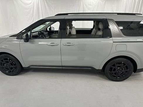 New 2026 Kia Carnival SX w/ SX Dark Edition Package FWD image 6