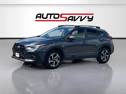 Used 2024 Subaru Crosstrek 2.0i Premium AWD/4WD image 3