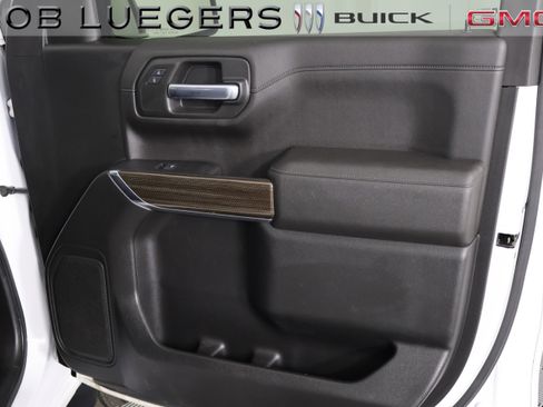 Certified 2020 Chevrolet Silverado 1500 RST w/ Rally Edition image 17