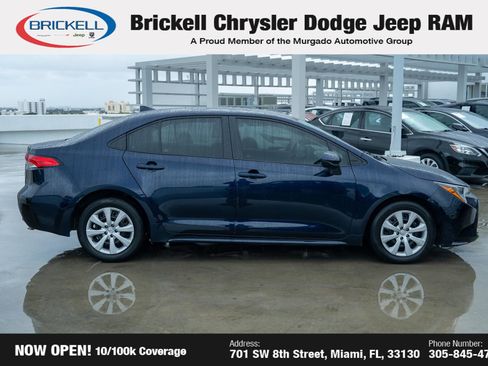 Used 2023 Toyota Corolla LE image 4