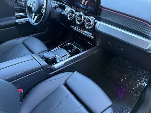 Certified 2023 Mercedes-Benz GLB 250 w/ Premium Package image 20