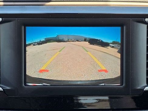Used 2023 Chrysler Voyager LX FWD image 30