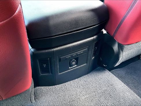 Used 2018 RAM 1500 Sport AWD/4WD image 11