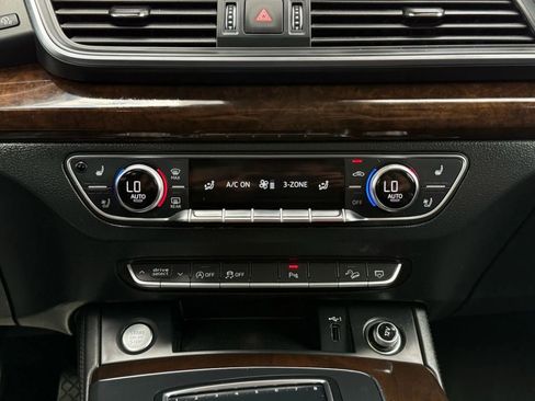 Used 2019 Audi Q5 2.0T Premium Plus w/ Premium Plus Package image 54