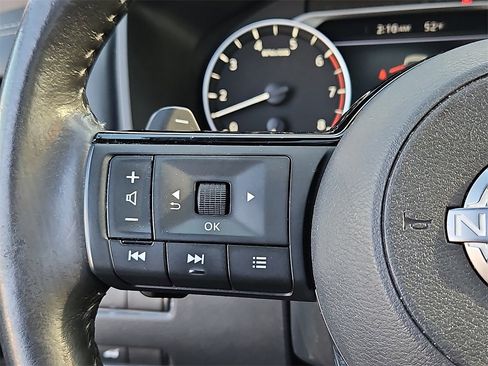 Certified 2023 Nissan Rogue SV w/ SV Premium Package image 25