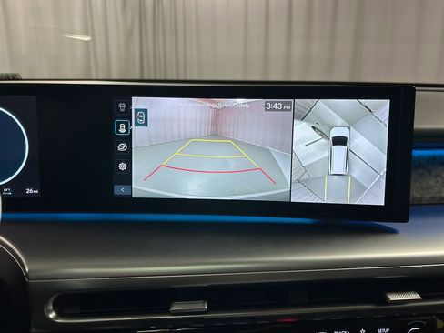 New 2026 Hyundai Ioniq 9 Calligraphy image 16