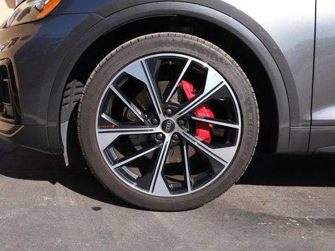 Used 2021 Audi SQ5 Premium Plus image 12