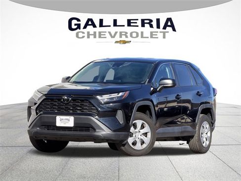 Used 2023 Toyota RAV4 LE image 2