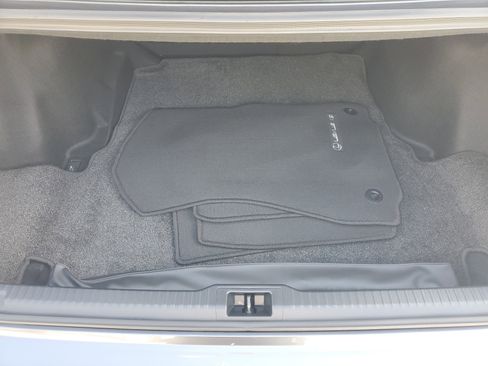 Used 2025 Lexus IS 300 w/ Comfort Package RWD image 12