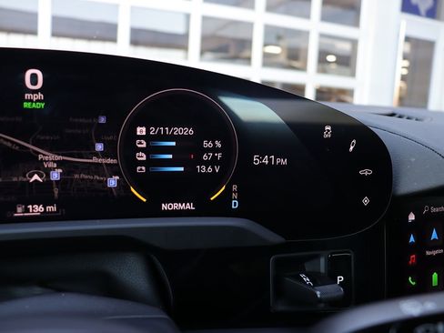 Used 2022 Porsche Taycan 4 Cross Turismo image 20