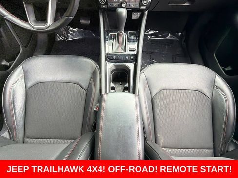 Used 2022 Jeep Compass Trailhawk w/ Trailhawk Convenience Group AWD/4WD image 50