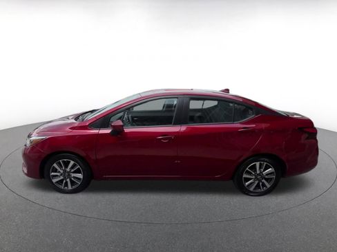 Used 2025 Nissan Versa SV FWD image 8