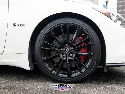 Used 2018 INFINITI Q50 Red Sport 400 w/ Sensory Package (Sport) image 10