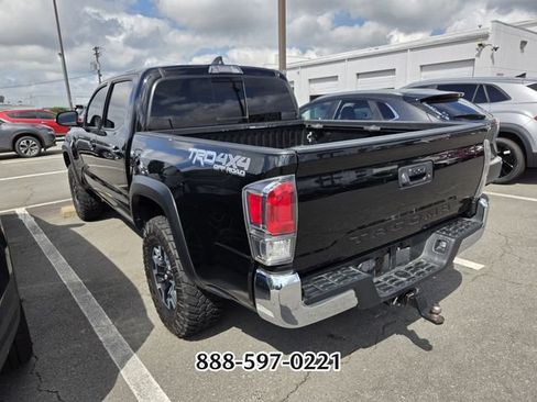 Used 2023 Toyota Tacoma TRD Off-Road AWD/4WD image 7