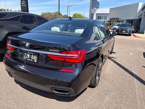 Used 2016 BMW 750i xDrive AWD/4WD image 21