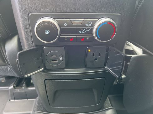 Used 2022 Ford Explorer Limited w/ Hybrid Equipment Group 310A image 22