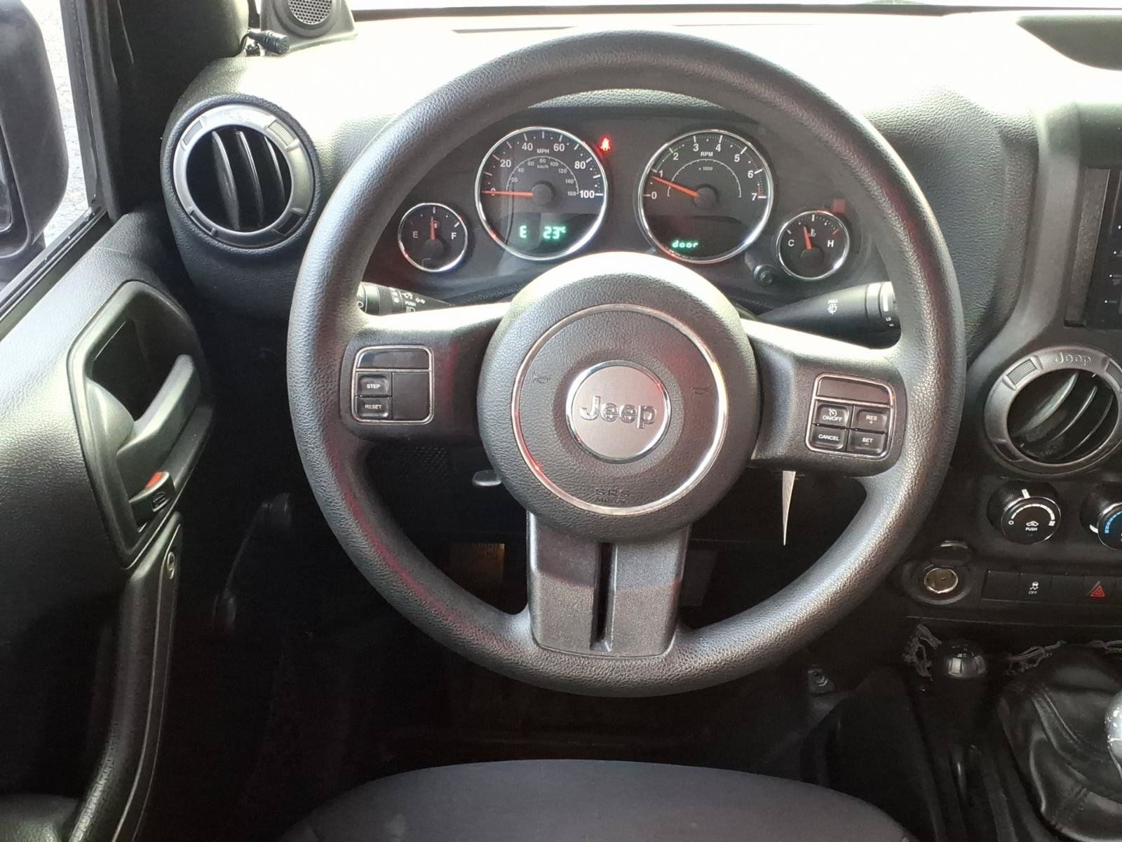 Used 2013 Jeep Wrangler Unlimited Sport AWD/4WD image 6
