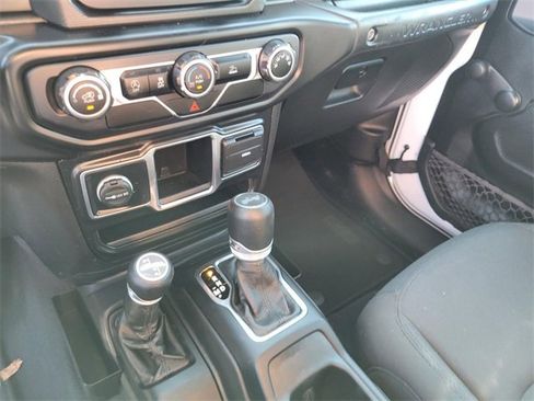 Used 2021 Jeep Wrangler Unlimited Sport image 28