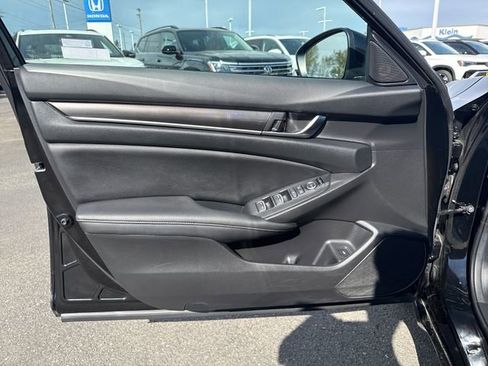 Used 2020 Honda Accord Sport image 21