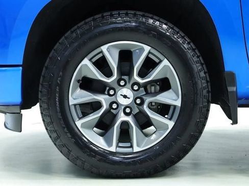 Used 2023 Chevrolet Silverado 1500 RST AWD/4WD image 8