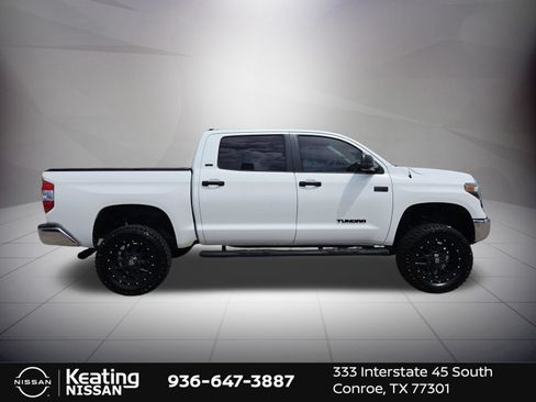 Used 2019 Toyota Tundra SR5 w/ SR5 Upgrade Package RWD image 9