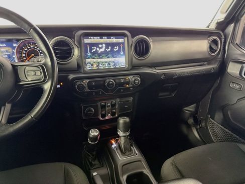 Used 2021 Jeep Wrangler Unlimited Sport AWD/4WD image 21