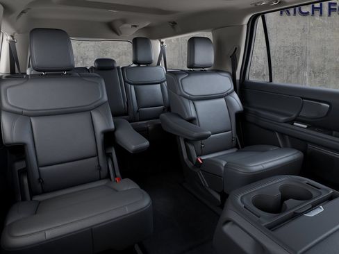 New 2027 Ford Expedition Max Active AWD/4WD image 11