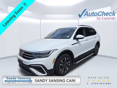 Used 2023 Volkswagen Tiguan S FWD image 1