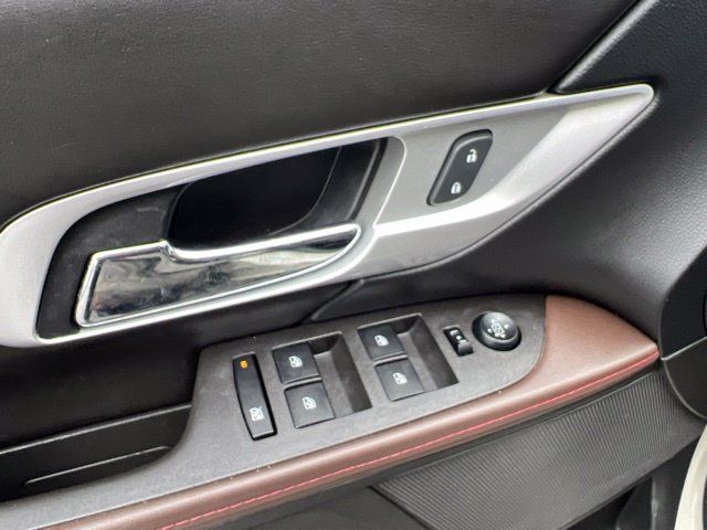 Used 2015 GMC Terrain SLT AWD/4WD image 27