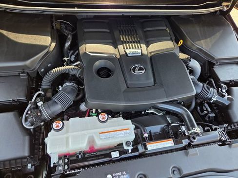 Used 2024 Lexus GX 550 w/ Accessory Package (Z1) AWD/4WD image 22