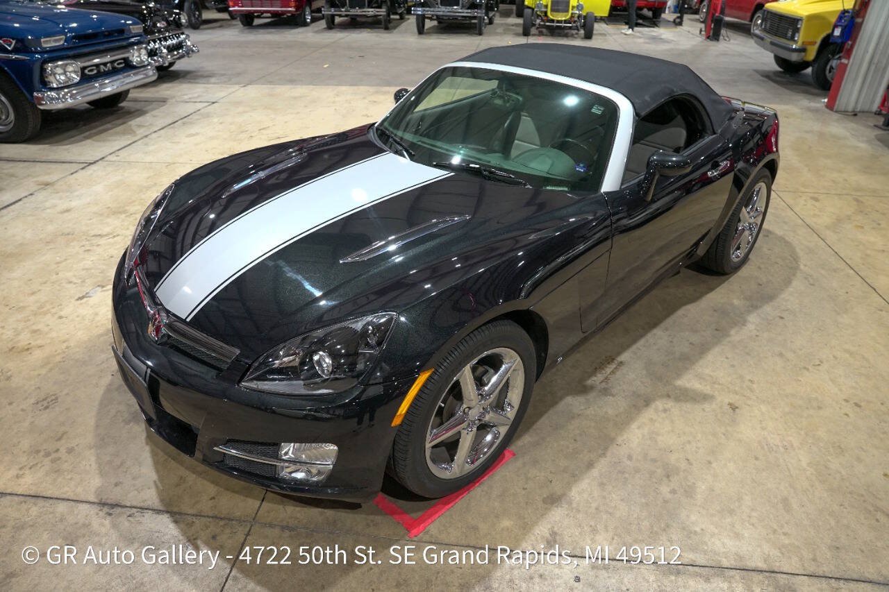 Used 2008 Saturn Sky Carbon Flash RWD image 29