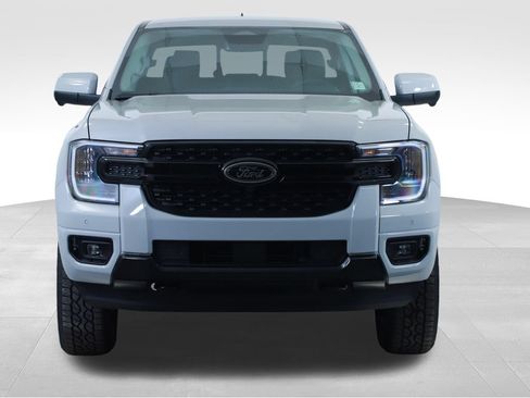 New 2026 Ford Ranger Lariat w/ Black Appearance Package AWD/4WD image 9