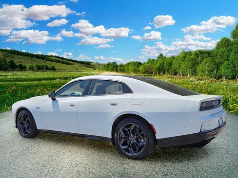 New 2026 Dodge Charger R/T AWD/4WD image 4