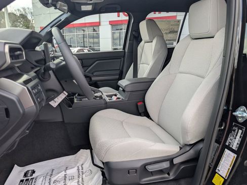 New 2026 Toyota 4Runner SR5 image 11