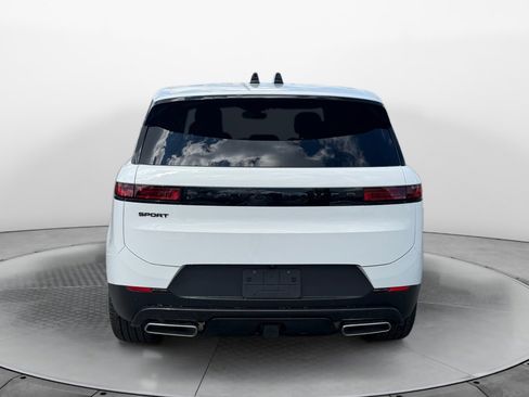 New 2026 Land Rover Range Rover Sport SE AWD/4WD image 6