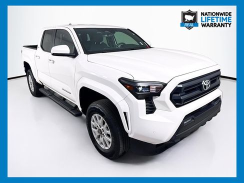 Used 2024 Toyota Tacoma SR5 image 1