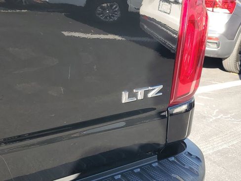 Certified 2022 Chevrolet Silverado 2500 LTZ w/ LTZ Plus Package image 28