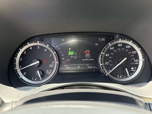 Used 2021 Toyota Highlander XLE FWD image 43
