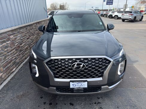 Used 2022 Hyundai Palisade Calligraphy image 3