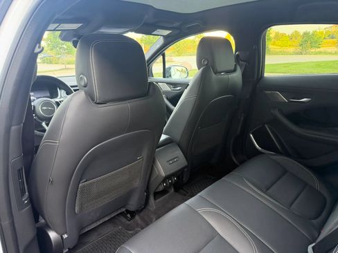 Used 2023 Jaguar I-PACE HSE AWD/4WD image 16
