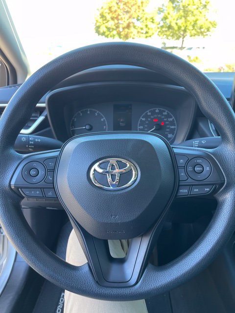 Used 2024 Toyota Corolla LE w/ LE Convenience Package FWD image 8