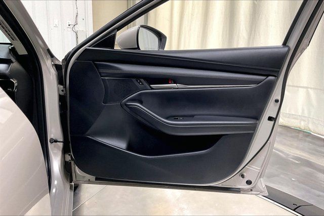 Used 2025 MAZDA MAZDA3 s FWD image 24